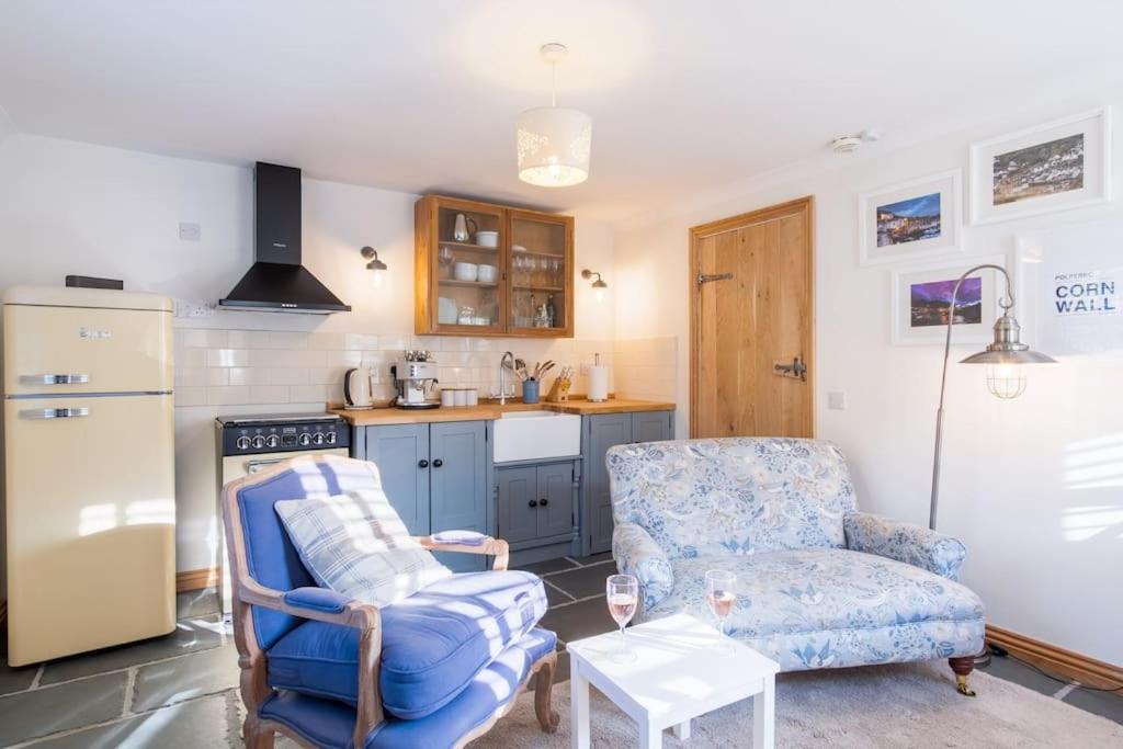 Bijou Coastal Apartment In Polperro With Hot Tub Onsite Parking Downhill Walk To Village Exteriör bild
