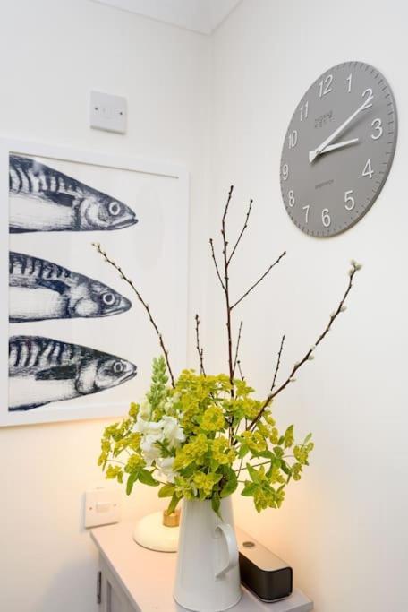 Bijou Coastal Apartment In Polperro With Hot Tub Onsite Parking Downhill Walk To Village Exteriör bild