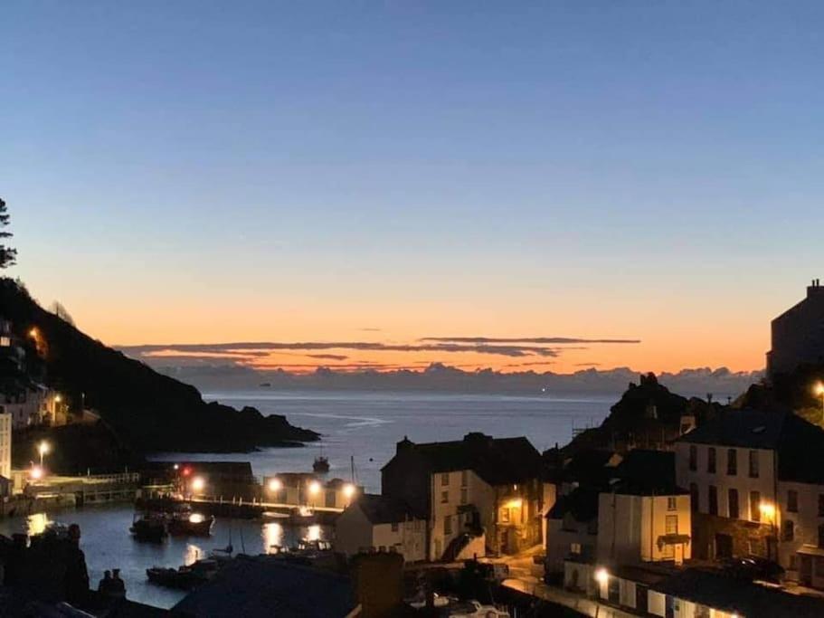 Bijou Coastal Apartment In Polperro With Hot Tub Onsite Parking Downhill Walk To Village Exteriör bild