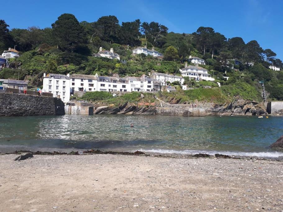 Bijou Coastal Apartment In Polperro With Hot Tub Onsite Parking Downhill Walk To Village Exteriör bild